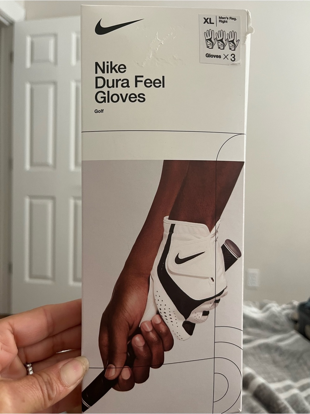 NWT Nike White and Black Dura Feel Golf Gloves 3 pair XL Men’s Reg. Right
